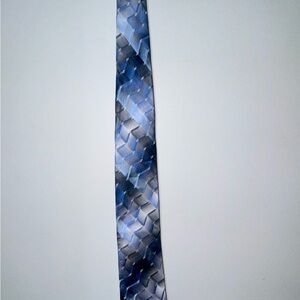 Pierre Cardin Blue and Gray Patterned Tie